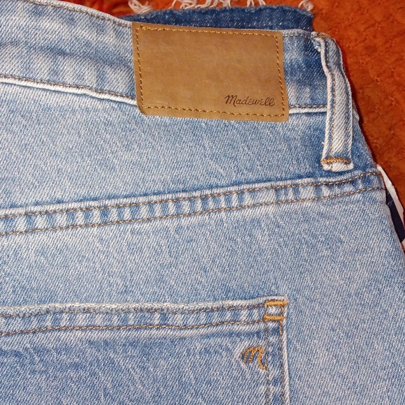 Madewell The Curvy Mid Rise 90s Straight Jean in Barbosa Wash Size 31 NWT - Picture 9 of 10